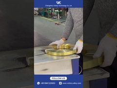 Video di imballaggio con nastro di ottone, testimoniate la protezione simile all'oro e la presentazione squisita